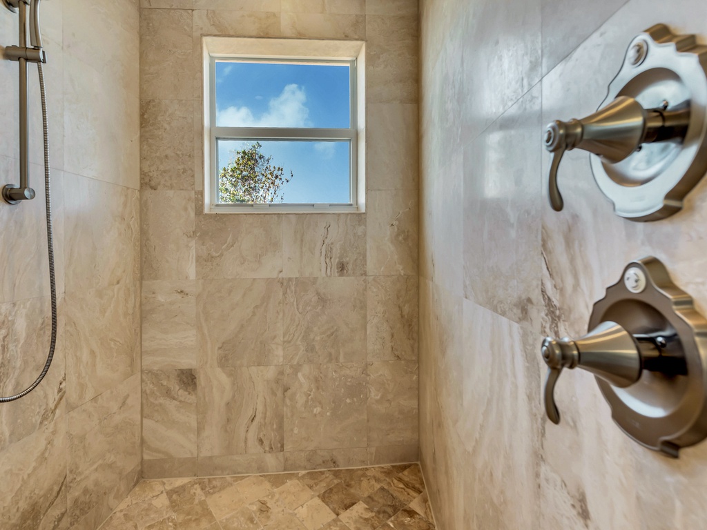 Primary Bathroom, Ensuite