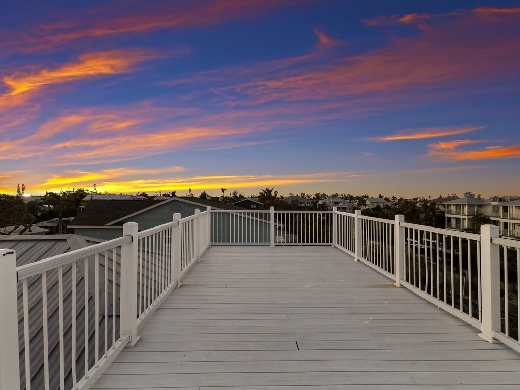 Rooftop Deck