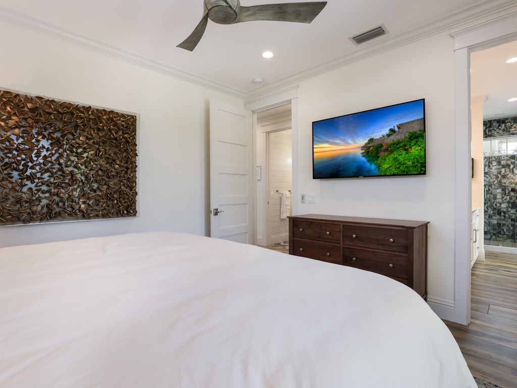 Primary Bedroom - King