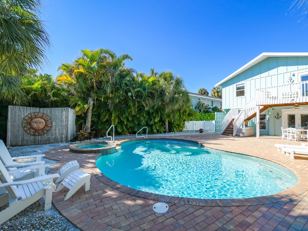 Private Pool and Spa