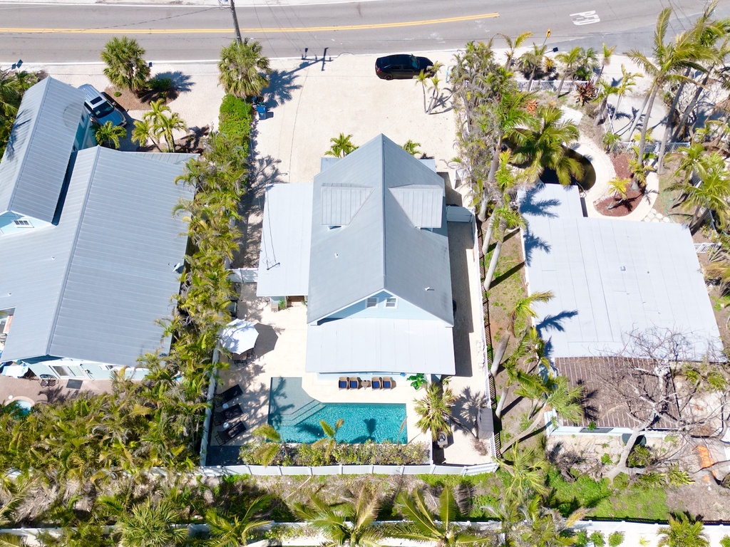 Sandpiper Villa by AMI Locals