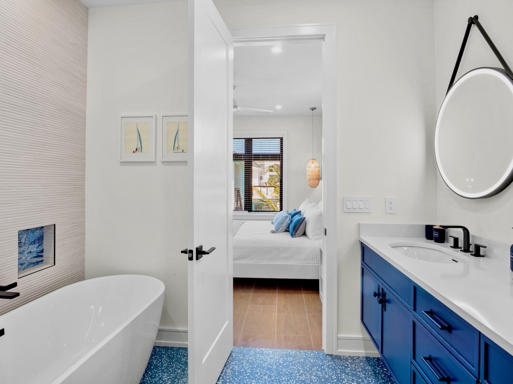 Primary Bathroom, Ensuite