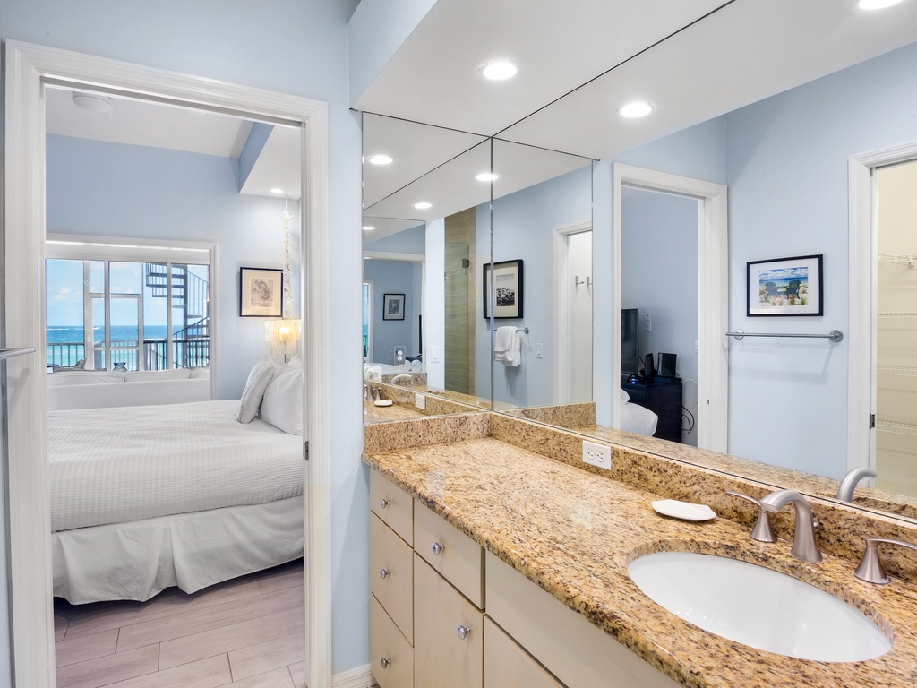 Primary Bathroom, Ensuite