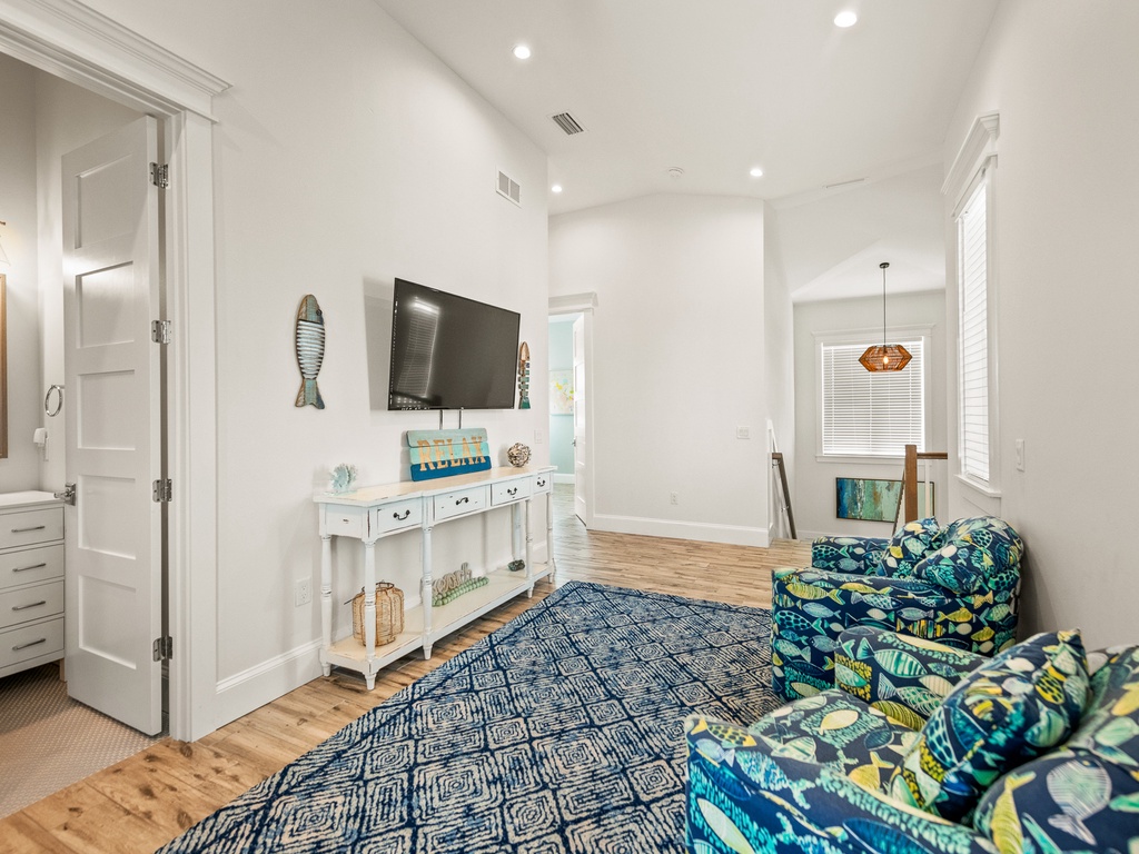 Second Floor Living Area