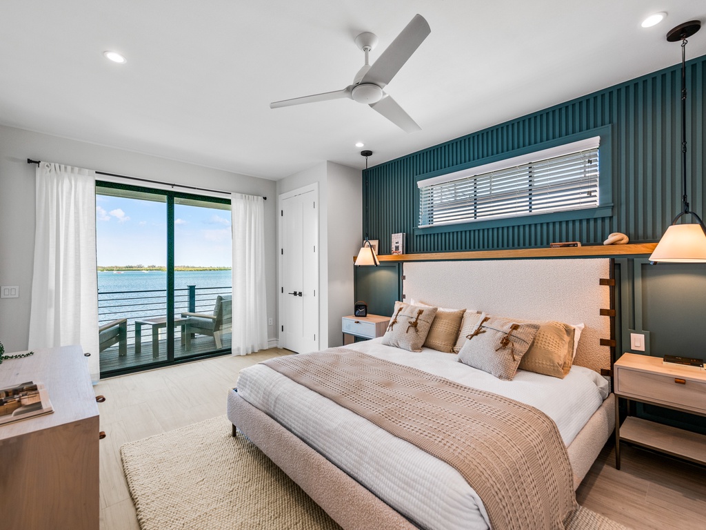 Primary Bedroom - King