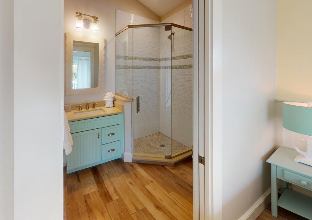 Second Bathroom, Ensuite