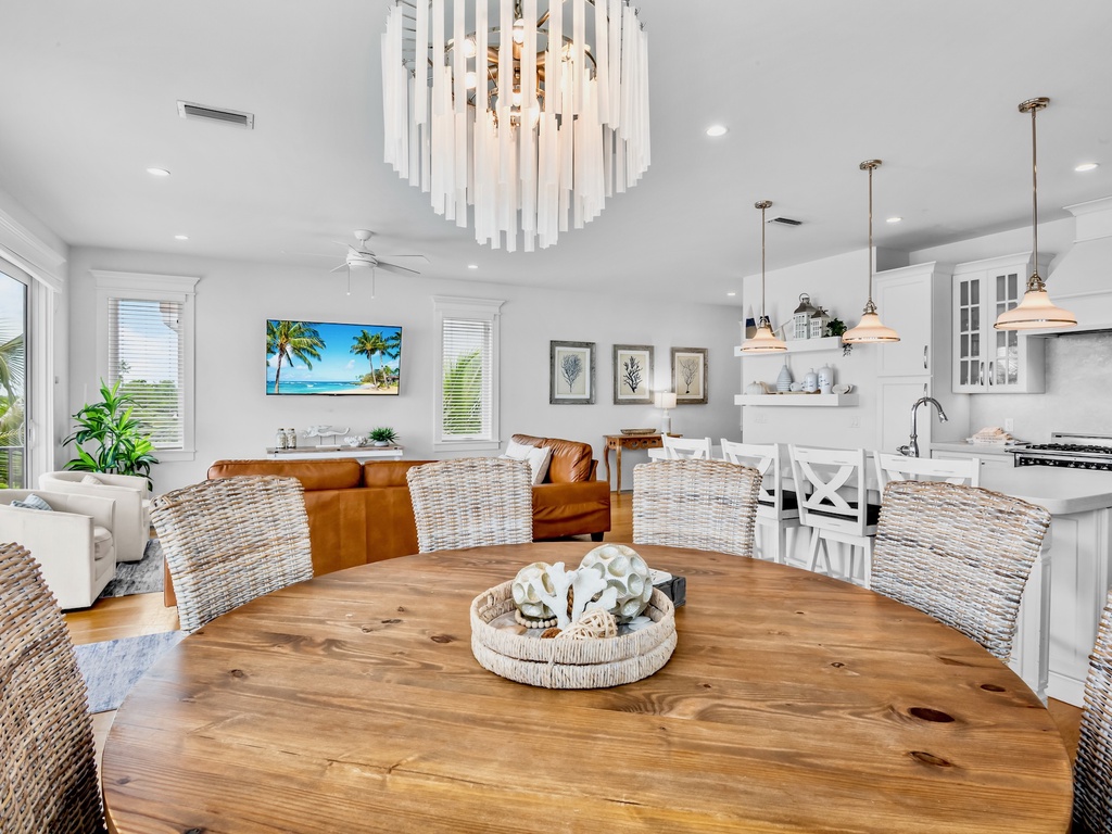 Open Dining Area