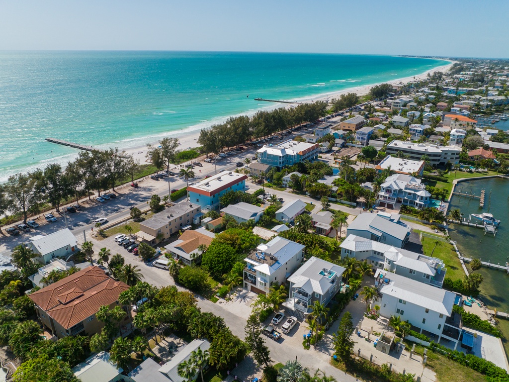 Close To The Gulf Beaches