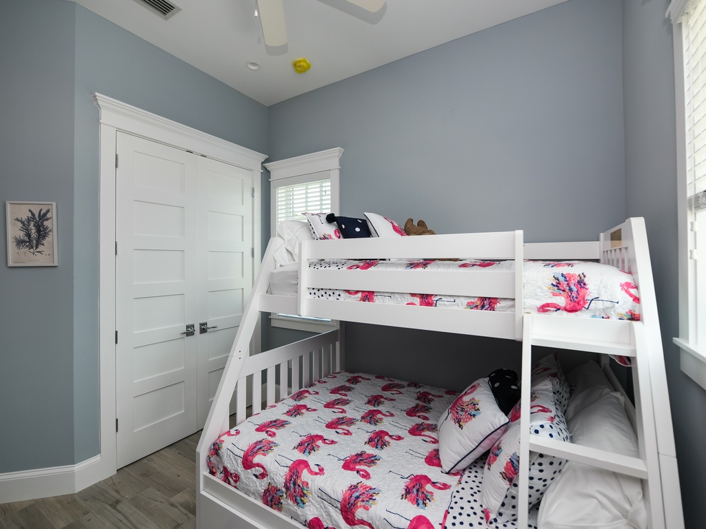 Fifth Bedroom - Twin/Full Bunk with Trundle