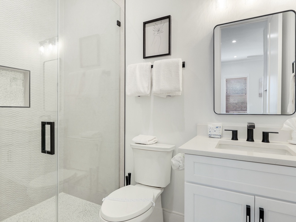 Third En-suite Bathroom