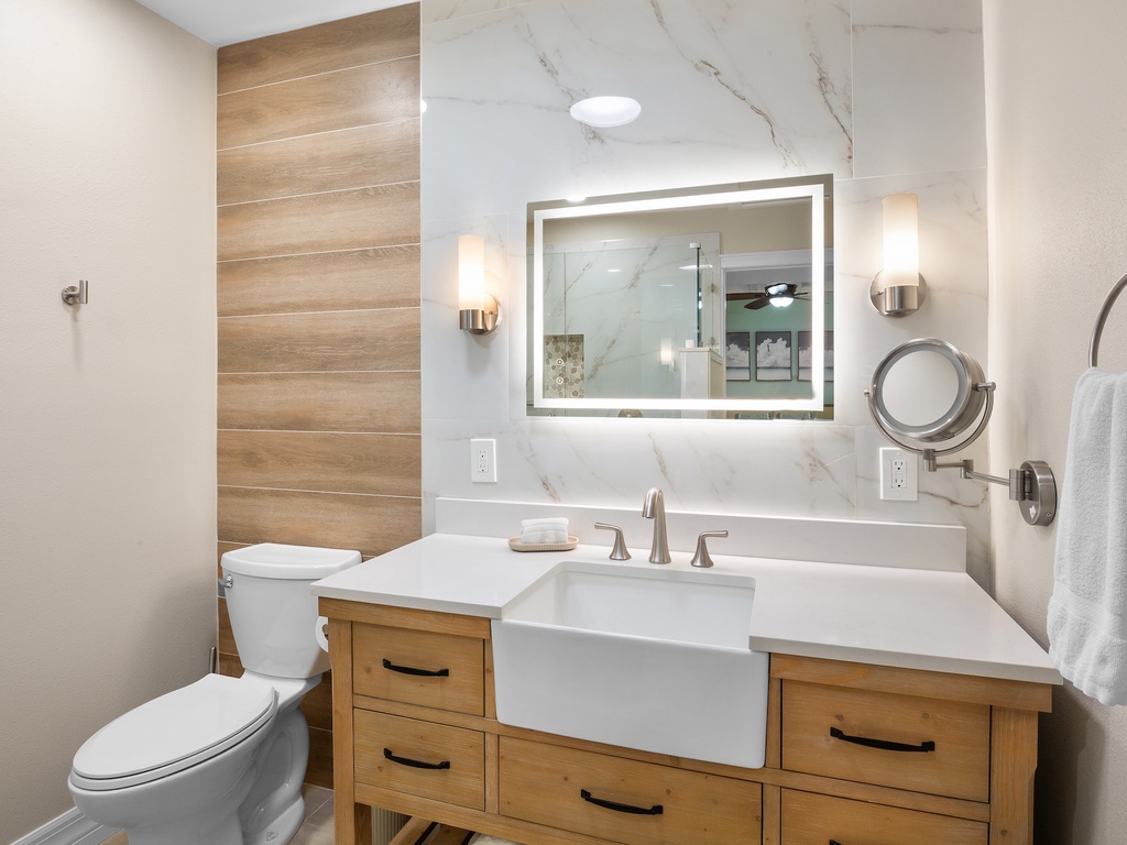 Primary Bathroom, Ensuite