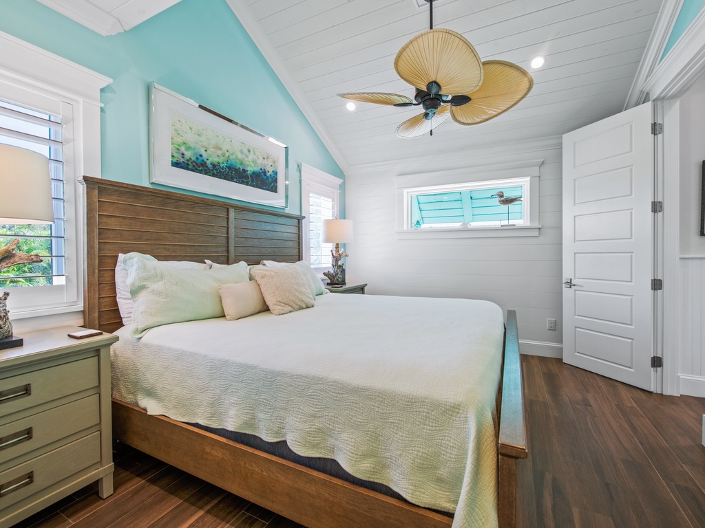 Third Bedroom - King