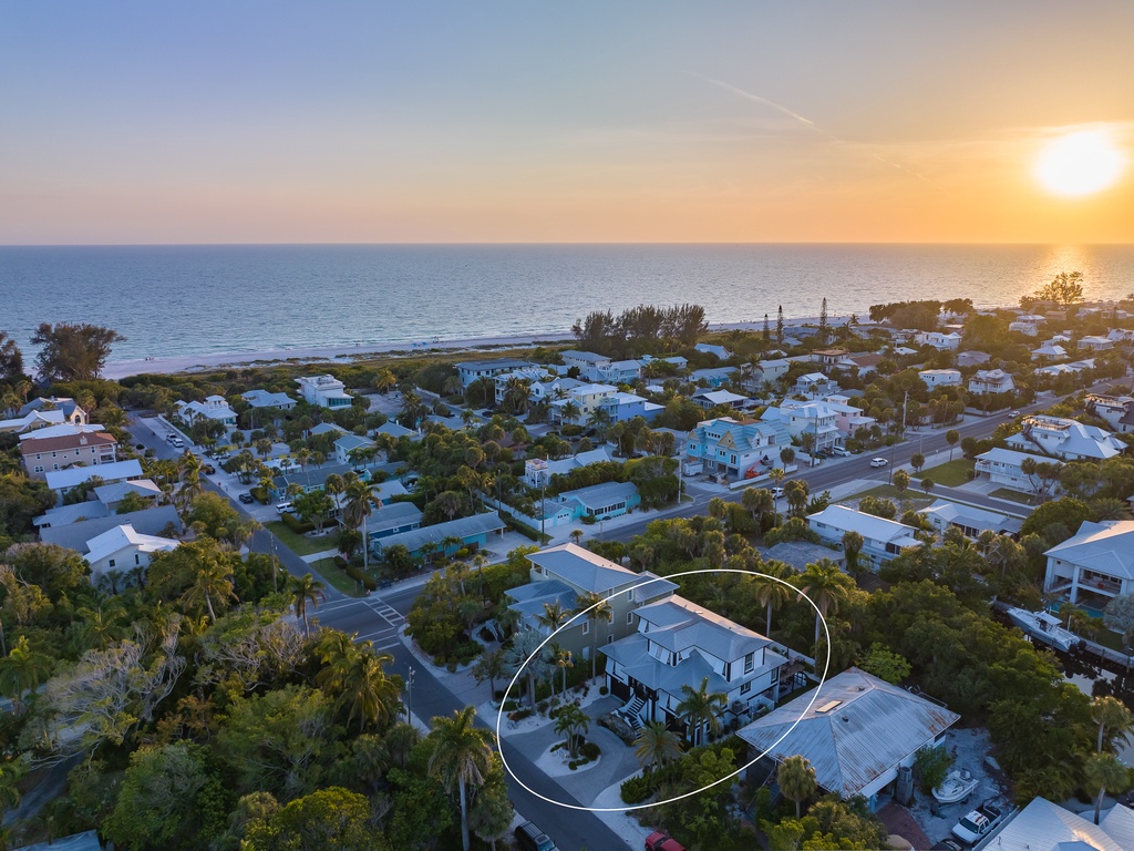 Ideally Positioned Coastal Property