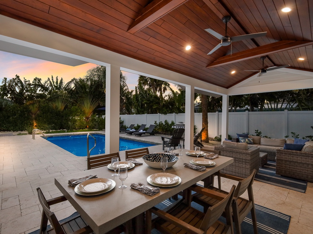 Poolside Dining Area