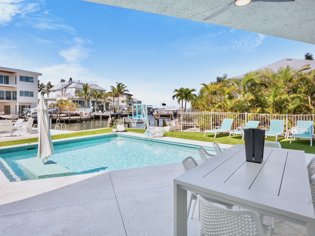 Poolside Dining Area
