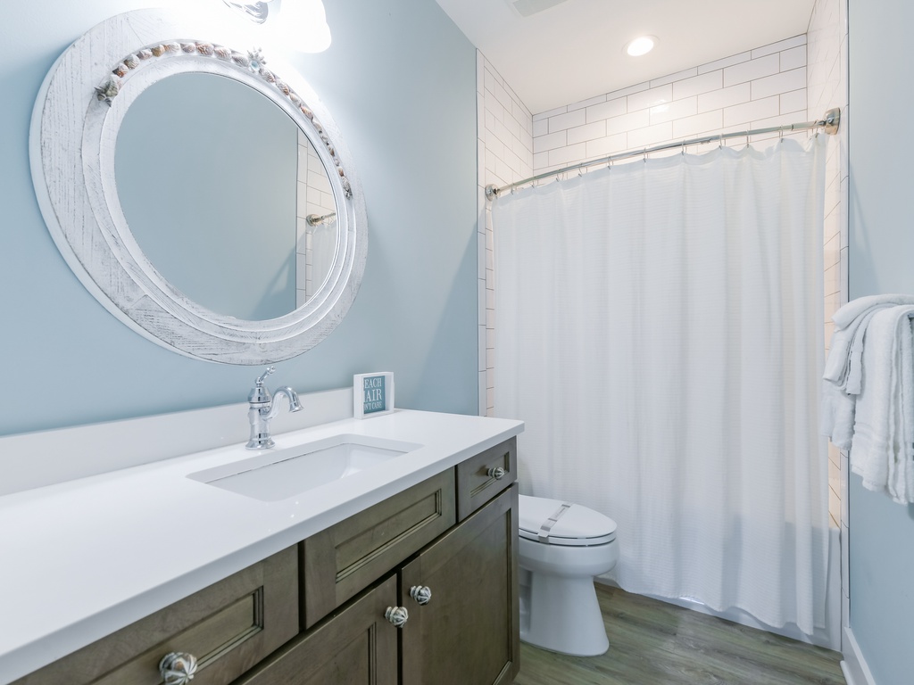 Bright Sink and Mirror Combo