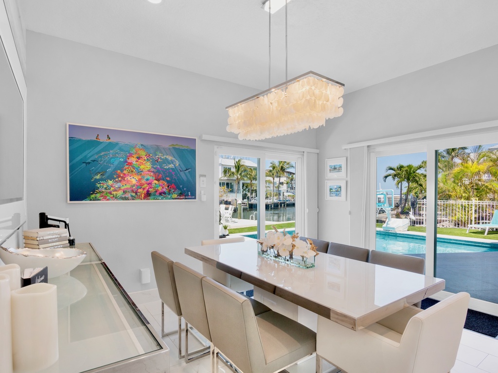 Additional Dining Area