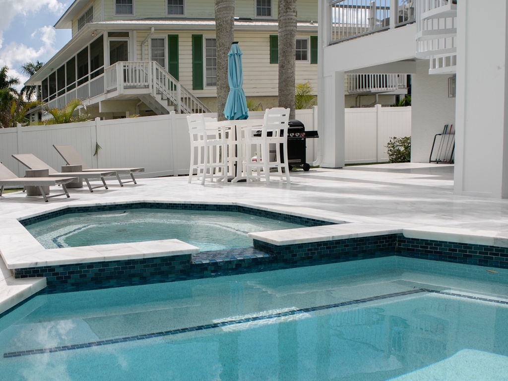 Private Pool and Spa