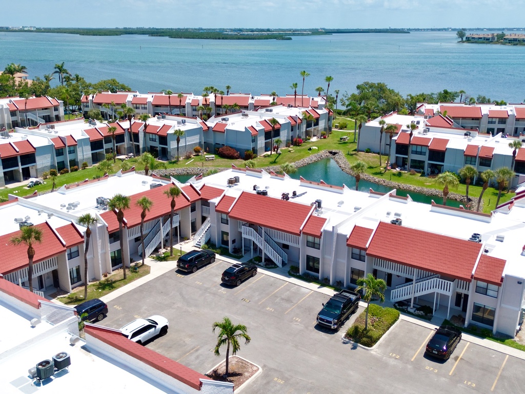 Runaway Bay Unit 273 by Anna Maria Vacations