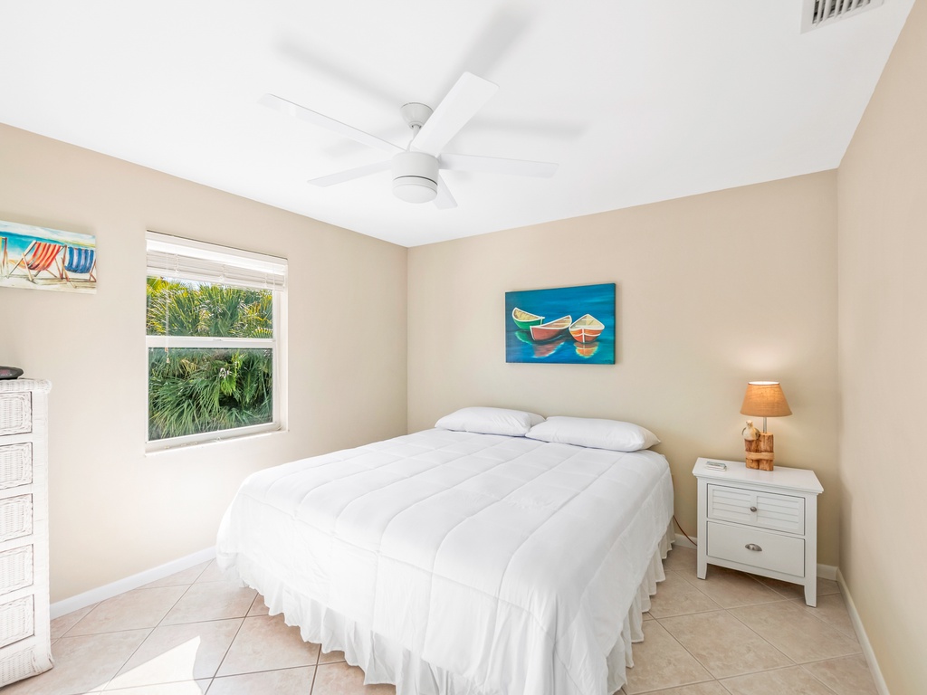 Second Bedroom - King