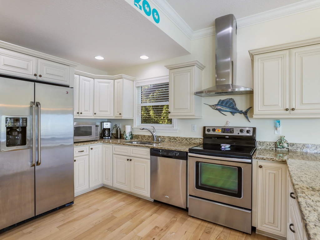 Fully Equipped Modern Kitchen