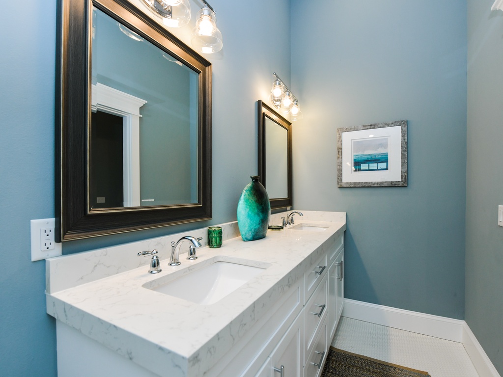 Twin Sinks with Mirror