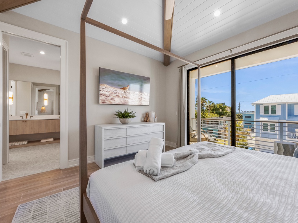 Primary Bedroom - King