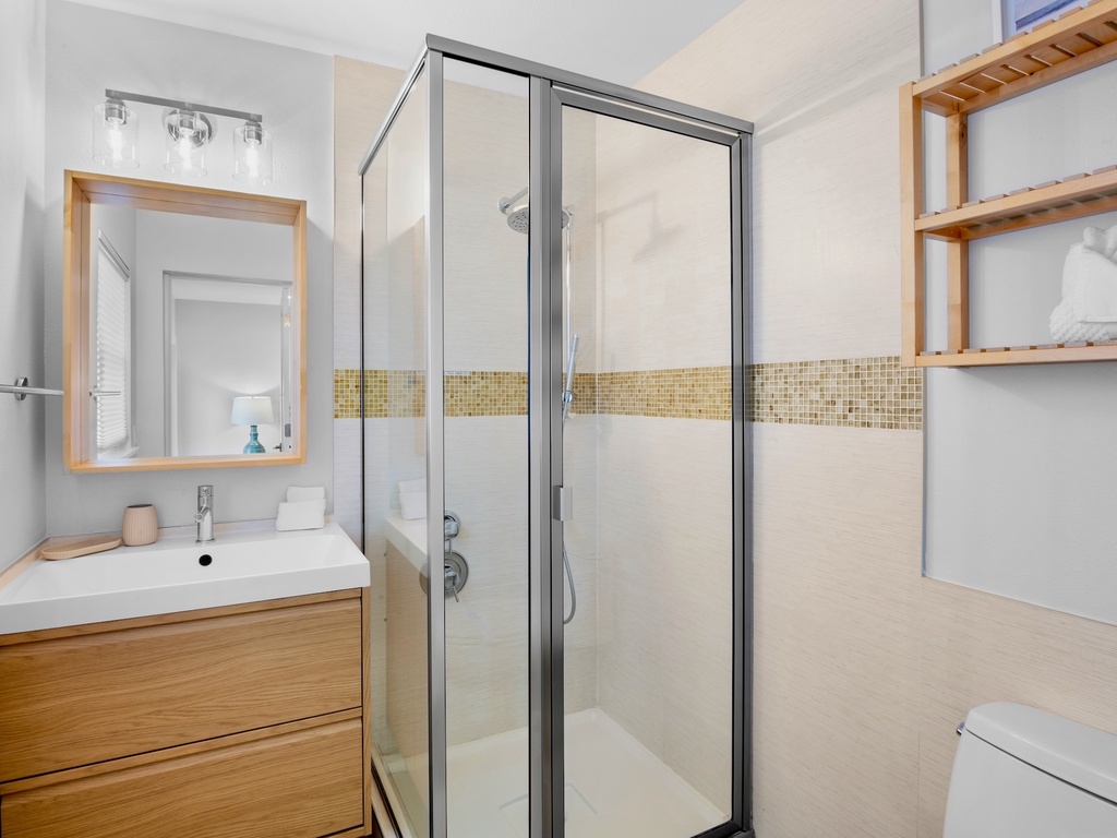 Second Bathroom, Ensuite