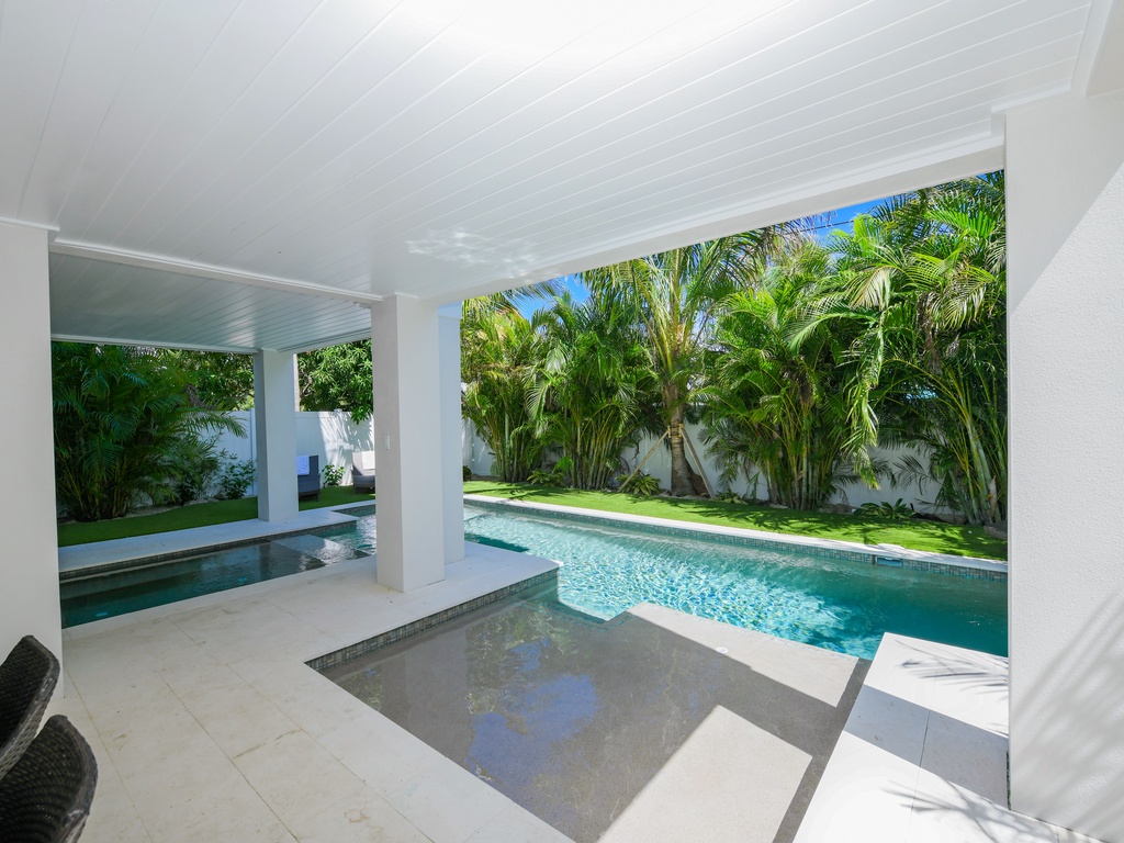 Private Pool and Spa