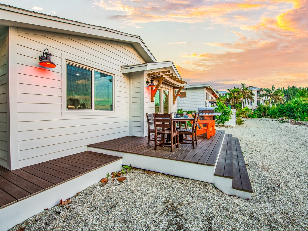 Low Tide - AMI Locals