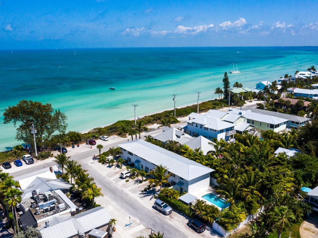 Home located close to the bay