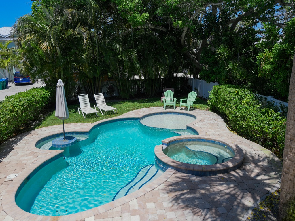 Private Heated Pool and Spa