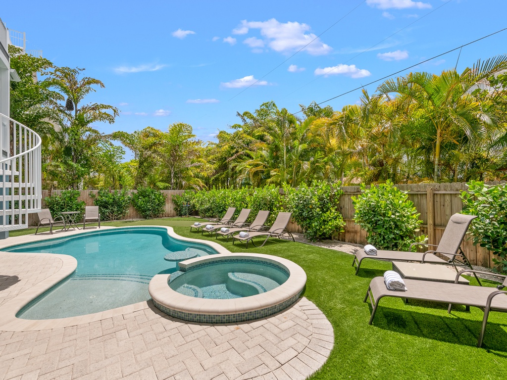 Private Pool and Spa