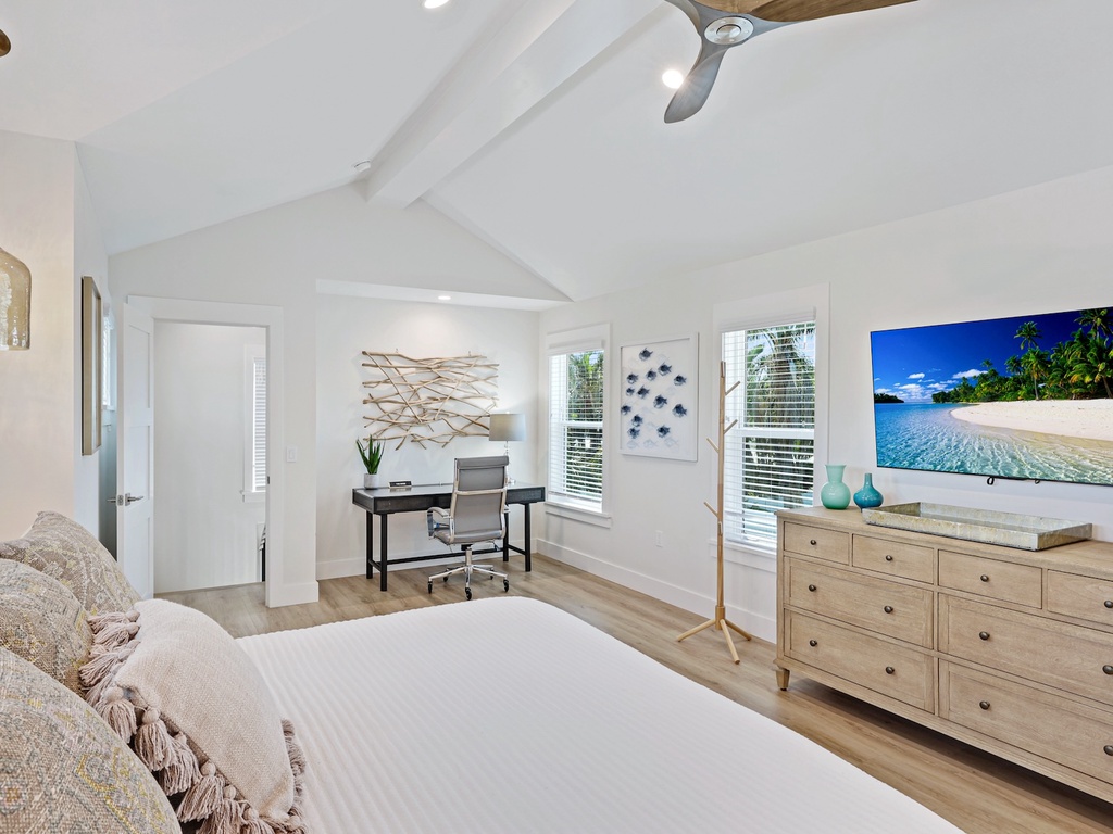 Primary Bedroom, King