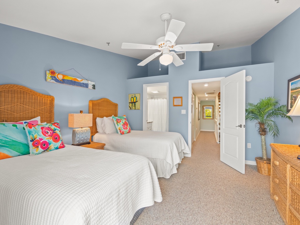 Second Bedroom - Two Twins