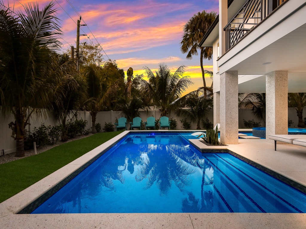 Private Pool and Spa