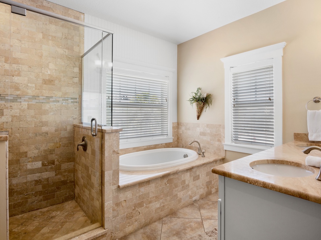 Primary Bathroom, Ensuite
