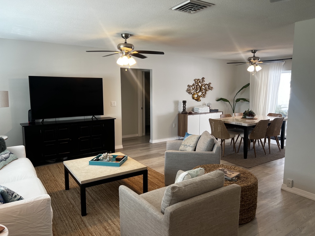 Mermaid Dreams-AMI Locals