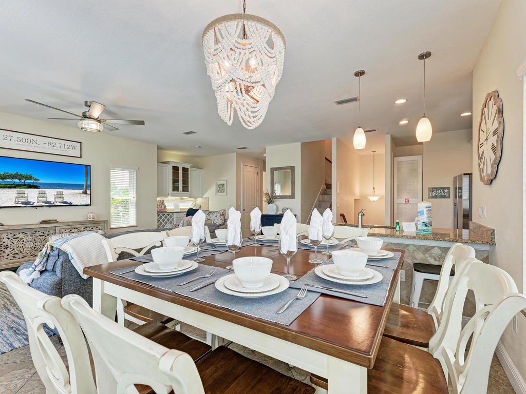 Indoor Lounge - Anna Maria Island Locals