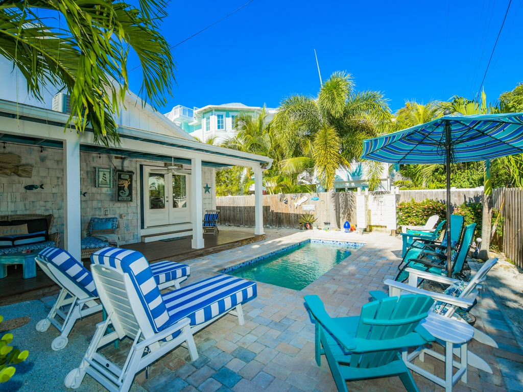 Poolside Loungers and Seating