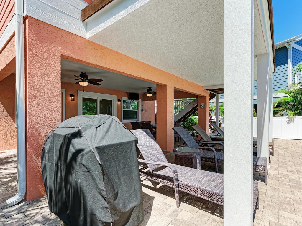 Outdoor Grill Spot - Anna Maria Island Locals