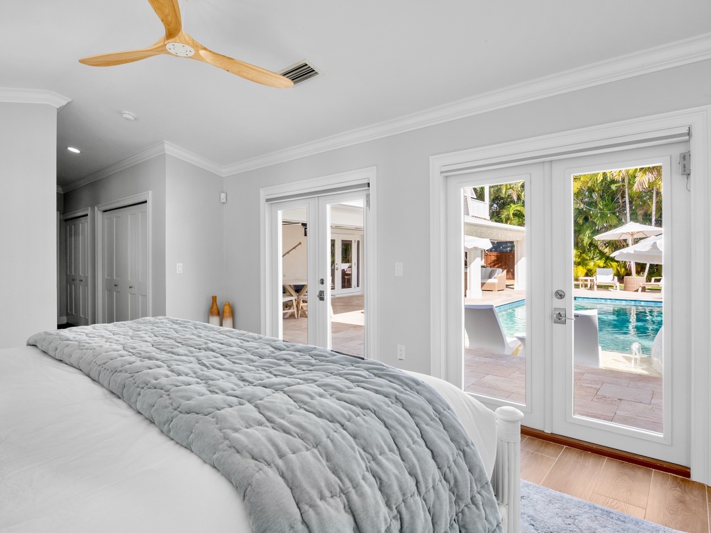 Primary Bedroom, King bed