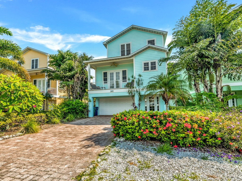 Sand Dollar by Anna Maria Vacations