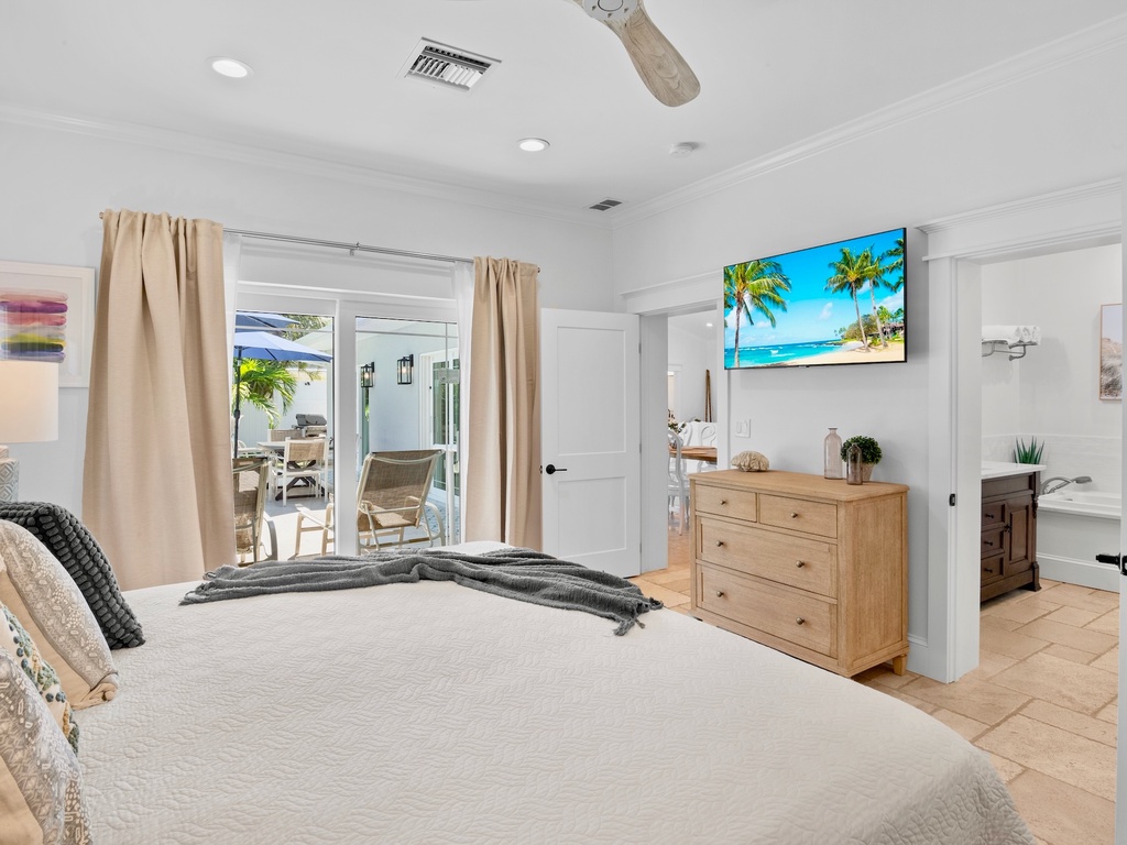 Primary Bedroom - King