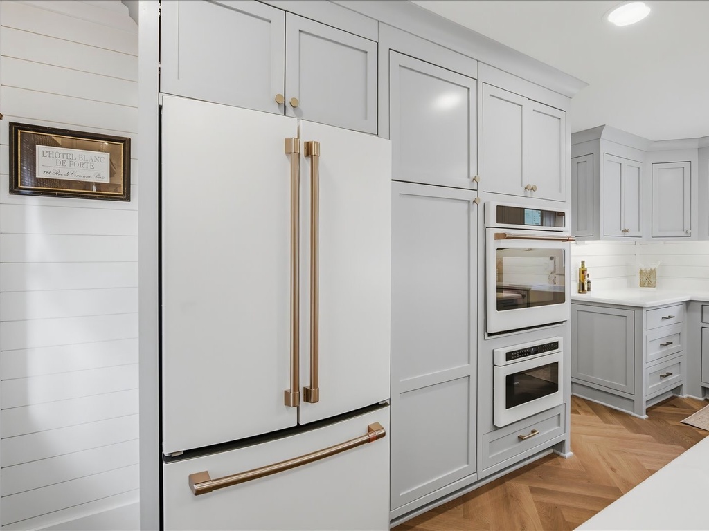 Fridge and stove