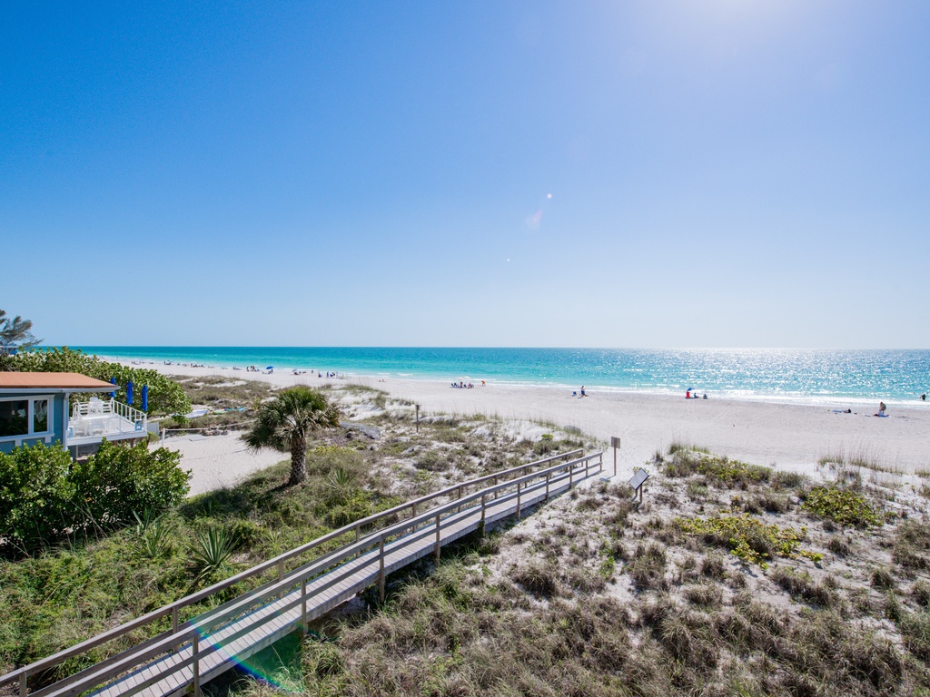 Direct Beach Front