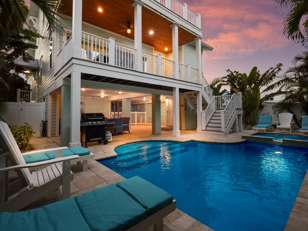 Pool for Day and Night