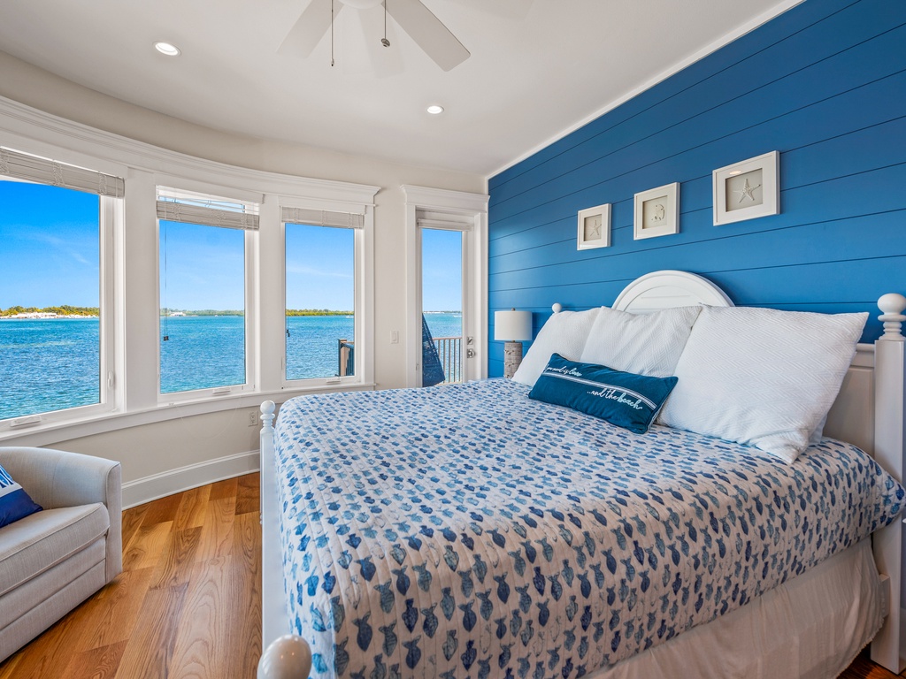 Primary Bedroom, King