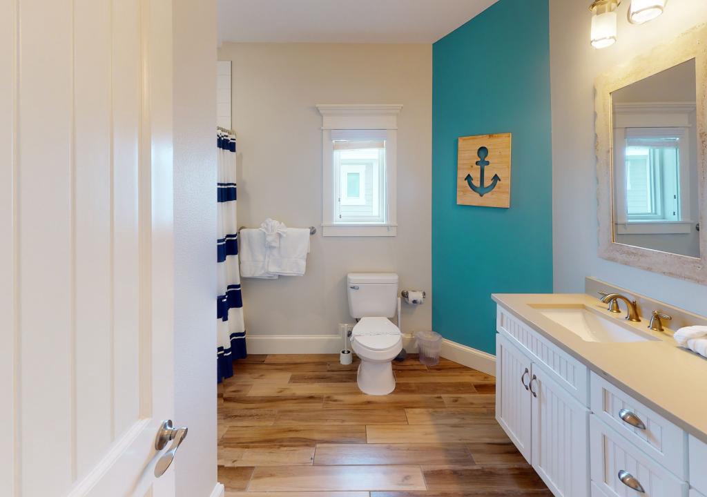 Primary Bathroom, Ensuite