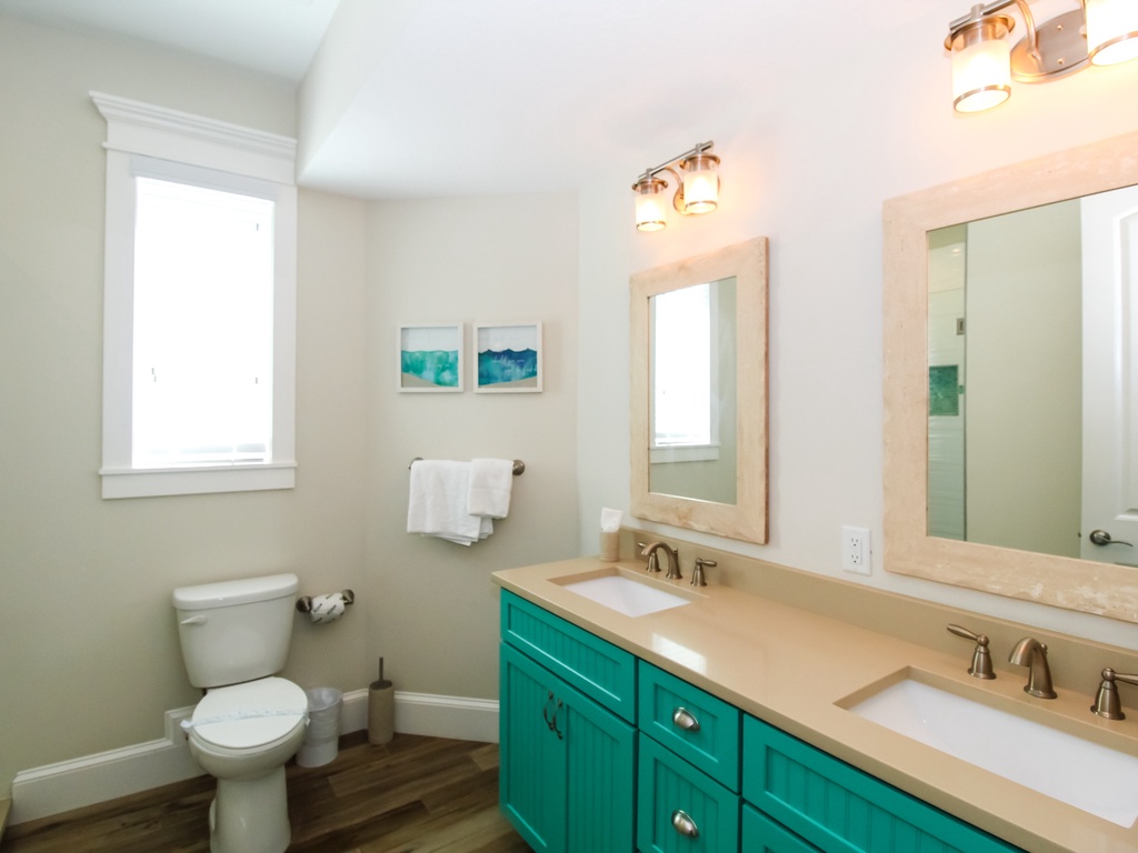 Fourth Bathroom, Ensuite